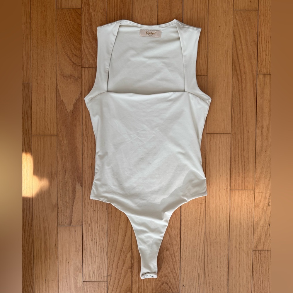 Beige square neck Sleeveless Bodysuit